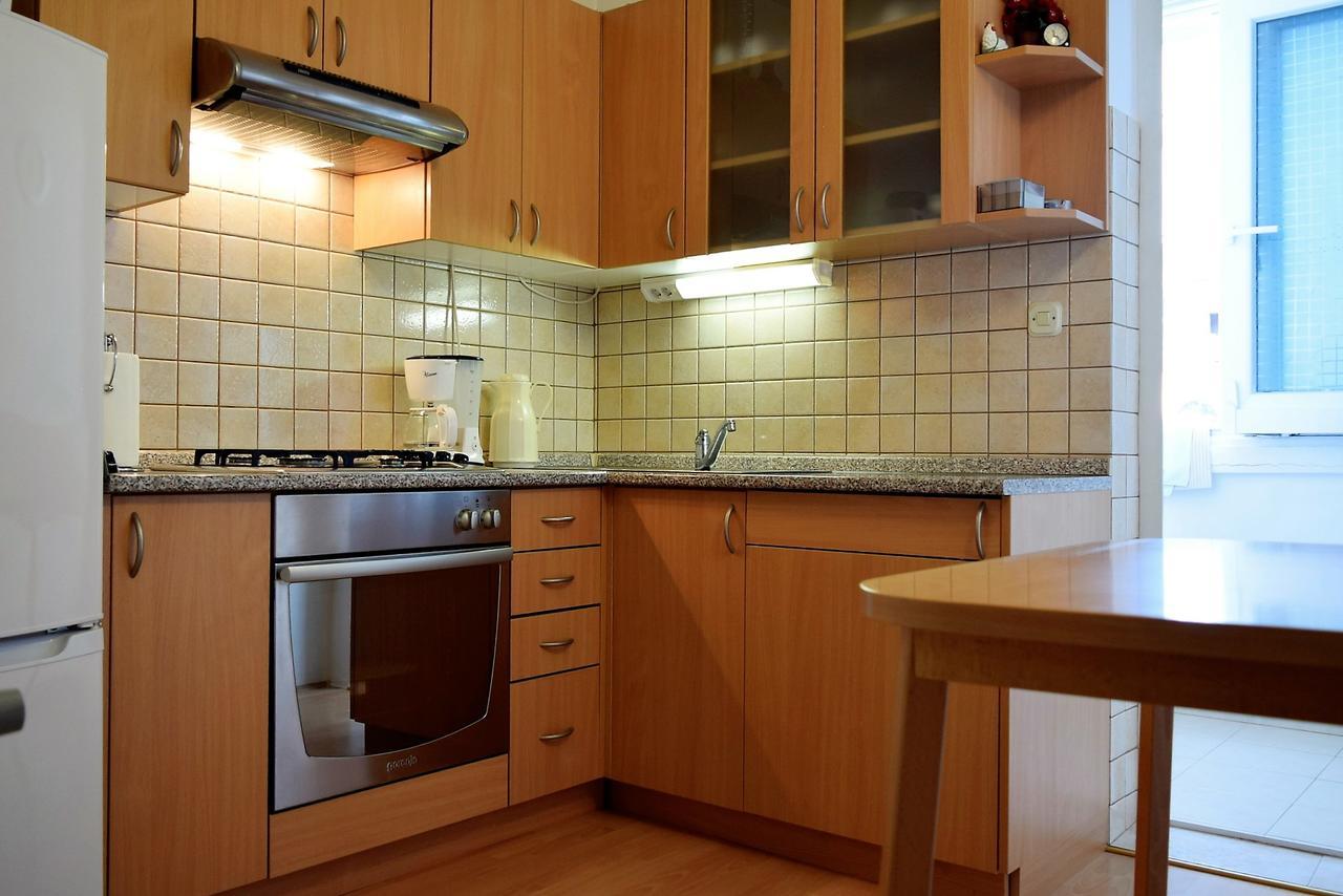 Sunnyy Beacch Apartments Banjol Bagian luar foto